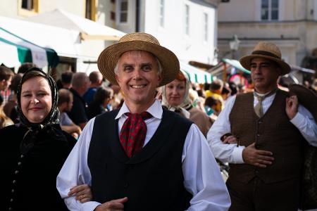 Izjemen obisk zaznamoval 50. Dneve narodnih noš in oblačilne dediščine v Kamniku (Blaž T. Muc)  (158)